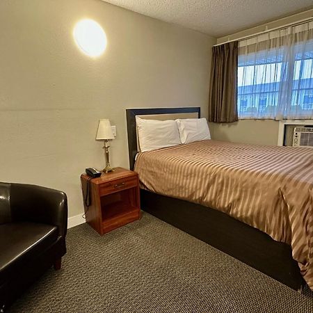 Valemount Vacation Inn Εξωτερικό φωτογραφία