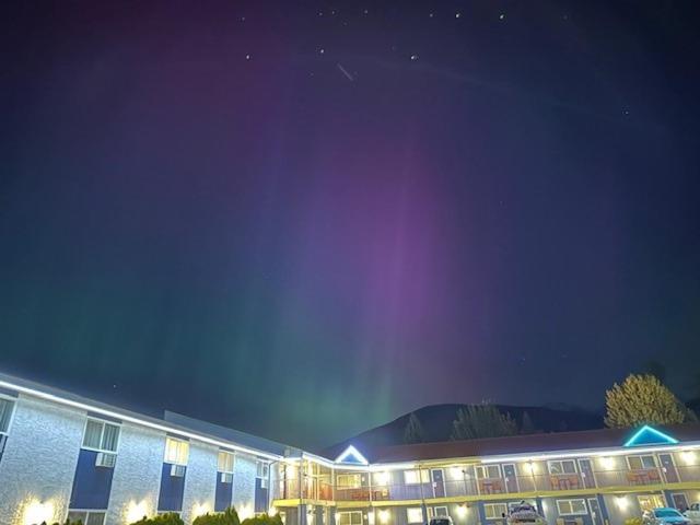 Valemount Vacation Inn Εξωτερικό φωτογραφία