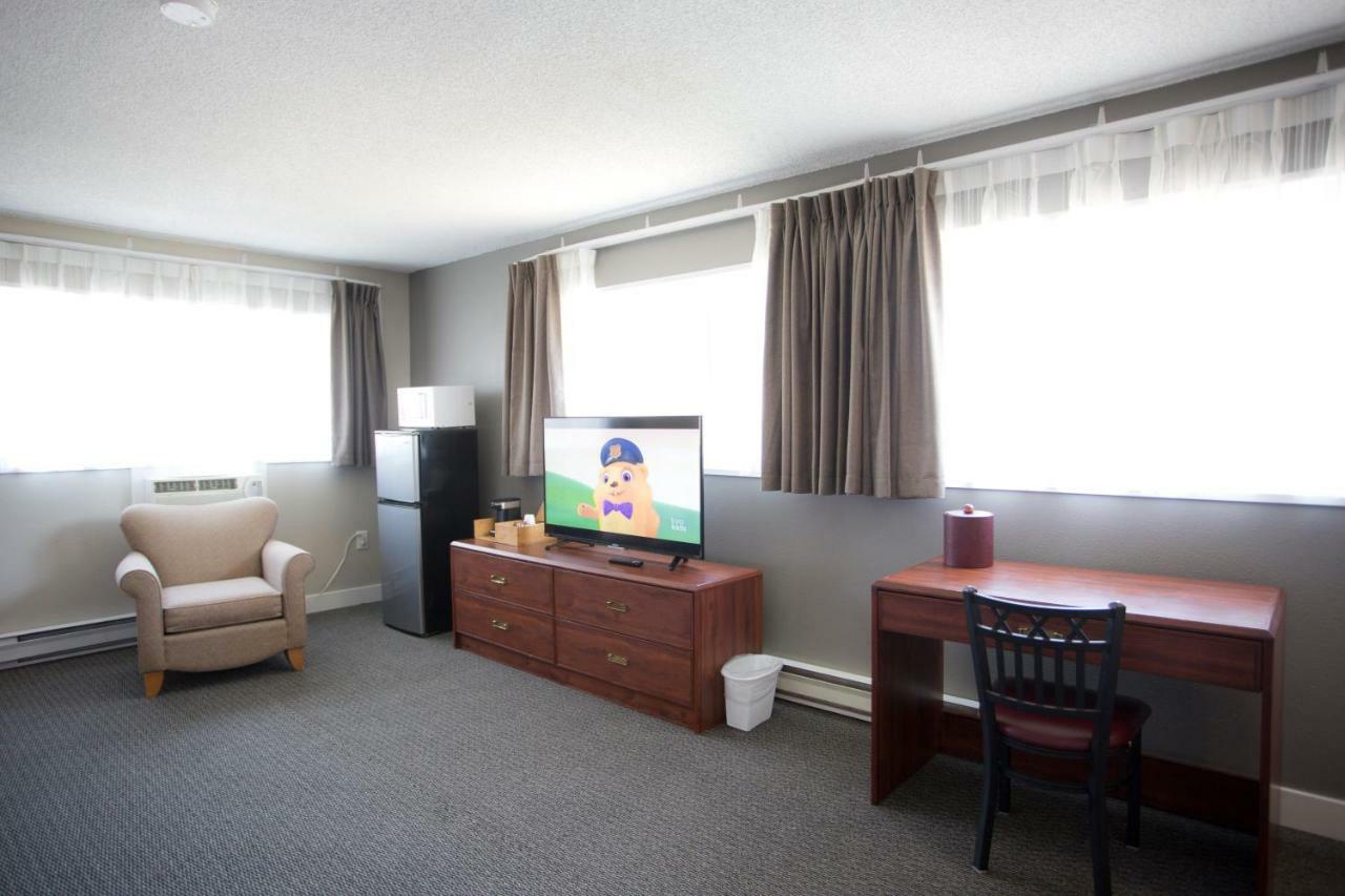 Valemount Vacation Inn Εξωτερικό φωτογραφία